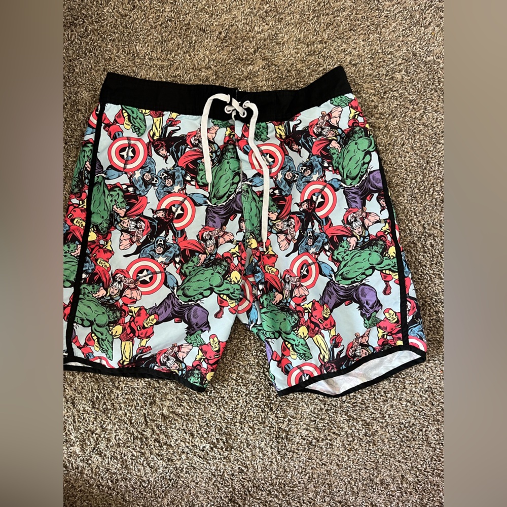Marvel Avenger Super Heroes Swim Trunks Board Shorts Mens‎ Sz L